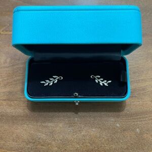 Tiffany Paloma Picasso Olive Leaf Silver Climber Earrings